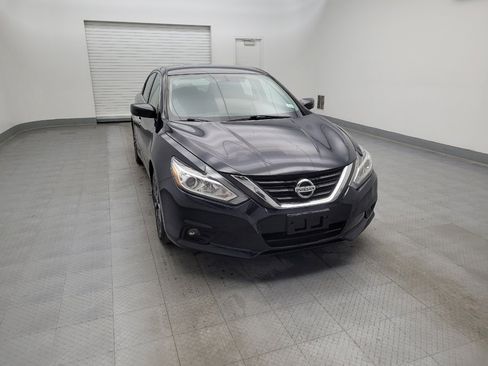Used 2016 Nissan Altima 2.5 SV image 14