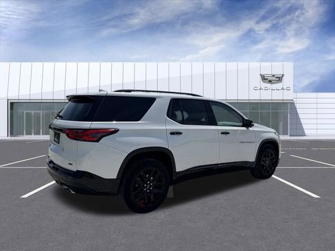 Used 2023 Chevrolet Traverse Premier w/ Redline Edition AWD/4WD image 3