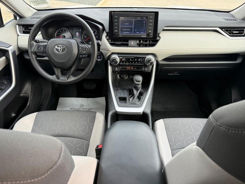 Used 2022 Toyota RAV4 XLE AWD/4WD image 13