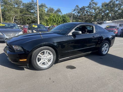Used 2010 Ford Mustang Premium image 1