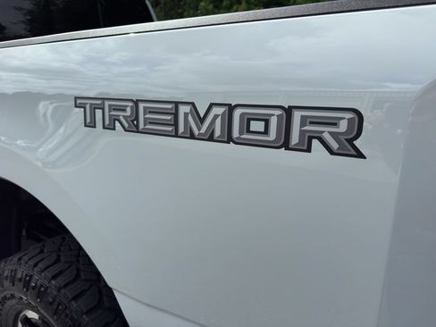 Used 2025 Ford F350 Lariat w/ Lariat Ultimate Package AWD/4WD image 10