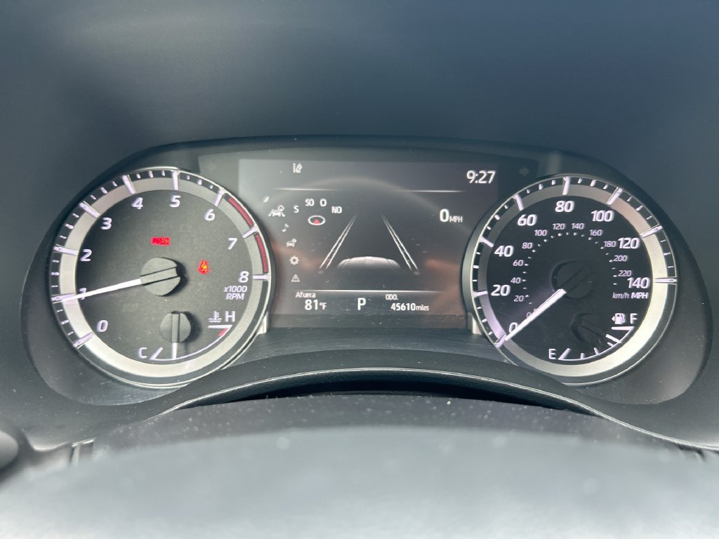 Used 2024 Toyota Highlander LE AWD/4WD image 21