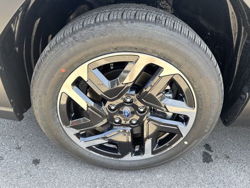 New 2025 Subaru Forester Limited image 10