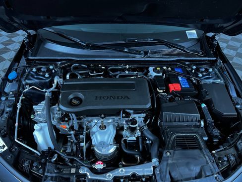 Used 2025 Honda Civic LX image 9