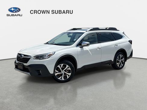 Used 2022 Subaru Outback Touring AWD/4WD image 1