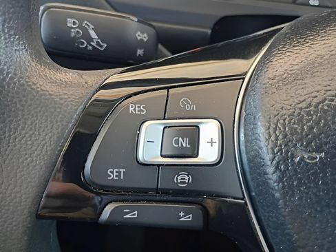 Used 2019 Volkswagen Tiguan S w/ Driver Assistance Package FWD image 6