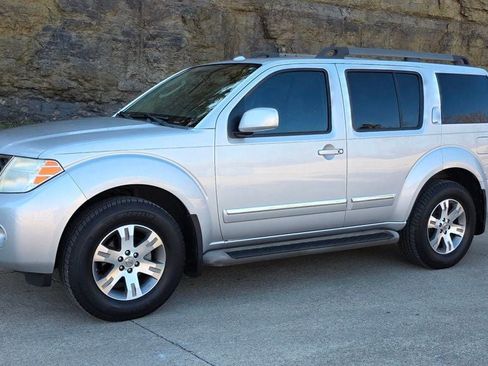 Used 2012 Nissan Pathfinder Silver image 3