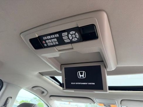 Used 2014 Honda Odyssey EX-L image 9