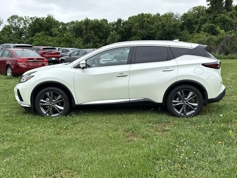 Certified 2021 Nissan Murano Platinum w/ Cargo Package AWD/4WD image 3