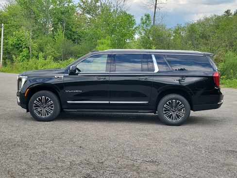 New 2026 GMC Yukon XL Elevation w/ Elevation Premium Package AWD/4WD image 2