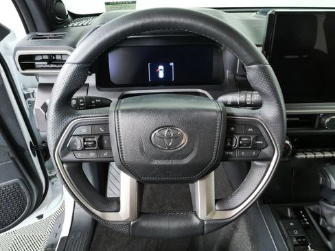 Used 2026 Toyota 4Runner TRD Off-Road Premium w/ Tow Technology Package AWD/4WD image 9
