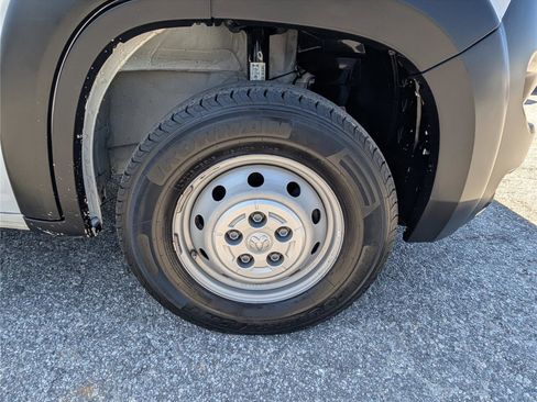 Used 2023 RAM ProMaster 2500 image 9