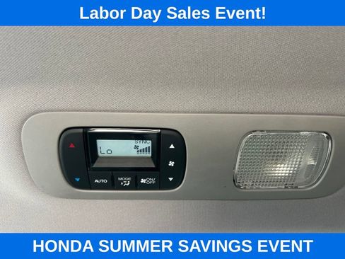 Used 2022 Honda Odyssey Elite image 15