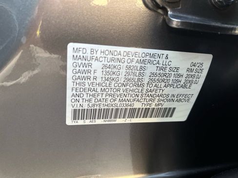 Used 2025 Acura MDX A-Spec image 36