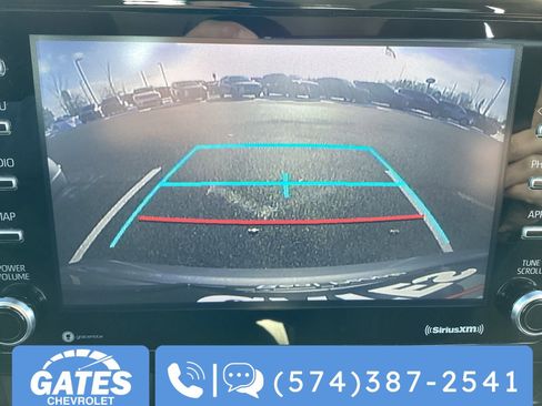 Used 2021 Toyota Corolla LE image 15