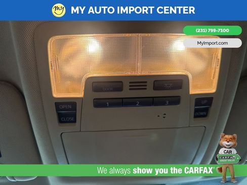 Used 2018 Toyota Highlander XLE AWD/4WD image 23