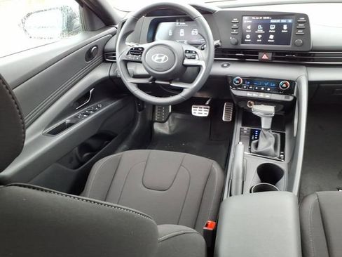 New 2026 Hyundai Elantra Sport FWD image 4