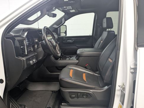 Used 2025 GMC Sierra 3500 AT4 w/ AT4 Premium Plus Package AWD/4WD image 22