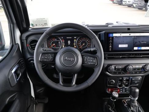 New 2026 Jeep Gladiator Rubicon w/ Safety Group AWD/4WD image 11