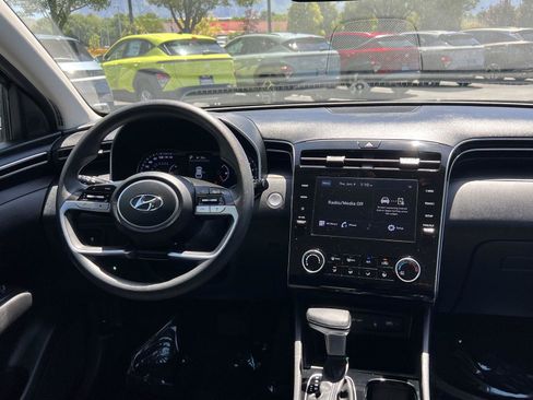 Certified 2023 Hyundai Tucson SEL AWD/4WD image 23