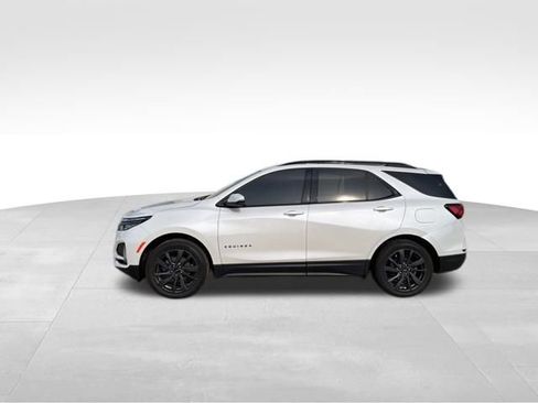Used 2023 Chevrolet Equinox RS w/ RS Leather Package image 3