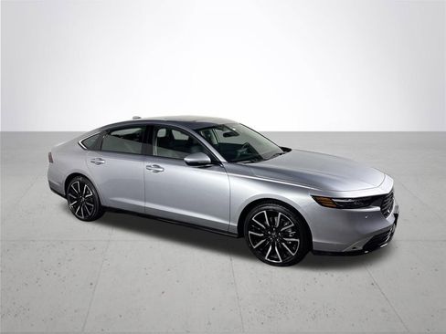 New 2026 Honda Accord Touring image 4