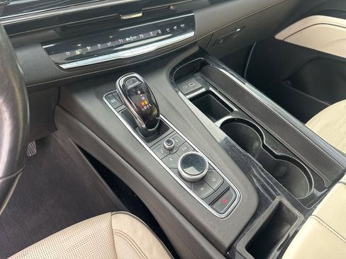 Used 2021 Cadillac Escalade Sport w/ Driver Assist Tech Package image 24