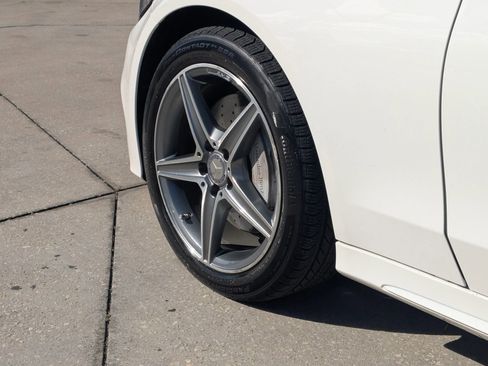 Used 2015 Mercedes-Benz C 300 4MATIC Sedan image 20