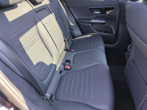 Certified 2026 Mercedes-Benz GLC 300 4MATIC image 32