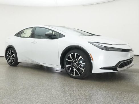 New 2026 Toyota Prius Plug-In Hybrid image 29
