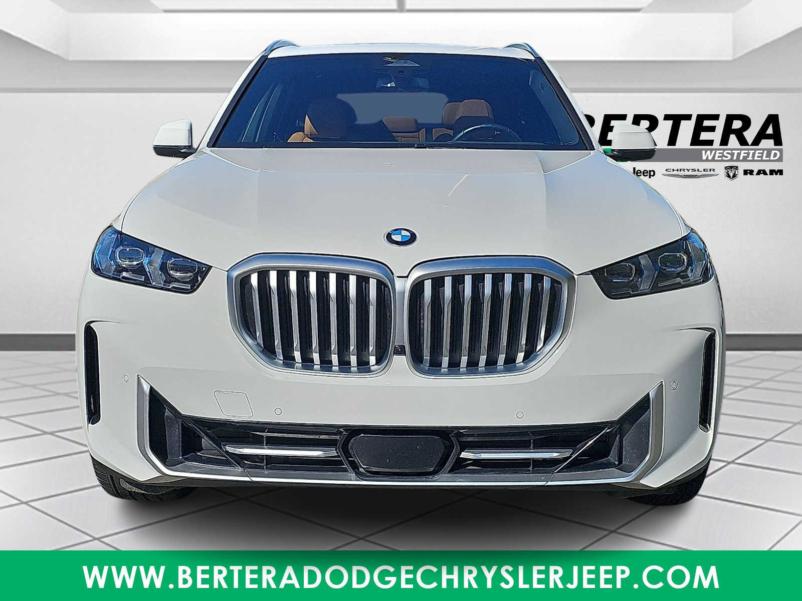 Used 2026 BMW X5 xDrive40i AWD/4WD image 2