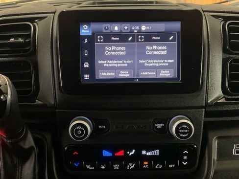 Used 2024 RAM ProMaster 2500 w/ Convenience Group image 16