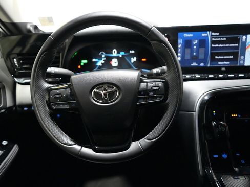 Used 2022 Toyota Mirai XLE w/ Advanced Technology Package image 18