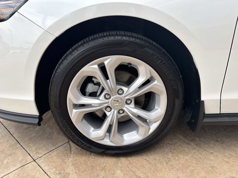 Used 2023 Honda Accord LX image 10