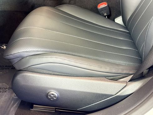 New 2026 Mercedes-Benz E 350 Sedan image 17