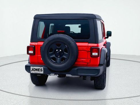 Used 2021 Jeep Wrangler Unlimited Sport image 13