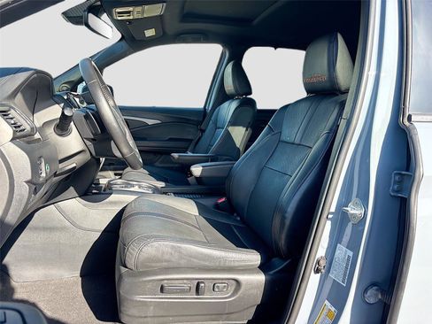 Certified 2023 Honda Passport TrailSport image 26