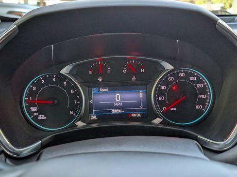Used 2022 Chevrolet Equinox LT FWD image 10