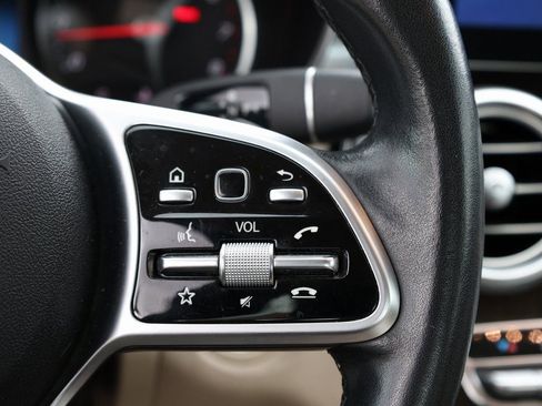 Used 2019 Mercedes-Benz C 300 w/ Premium Package image 38