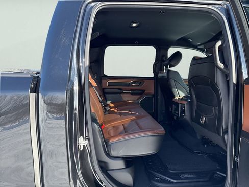 Used 2019 RAM 1500 Limited image 12