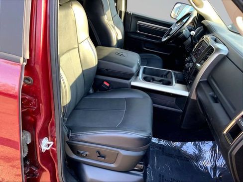 Used 2018 RAM 2500 Laramie w/ Sport Appearance Group AWD/4WD image 31