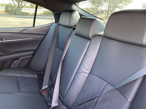 New 2026 Toyota Camry Hybrid image 11