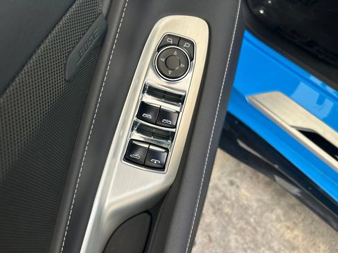 Used 2025 Chevrolet Corvette Z06 RWD image 31