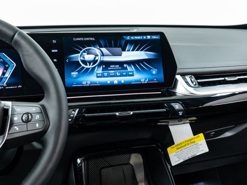 New 2025 BMW X1 xDrive28i w/ Technology Package image 19