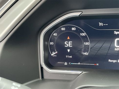 New 2026 GMC Sierra 3500 Denali w/ Denali Reserve Package image 12