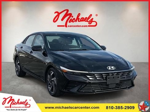 Used 2024 Hyundai Elantra Limited FWD image 1