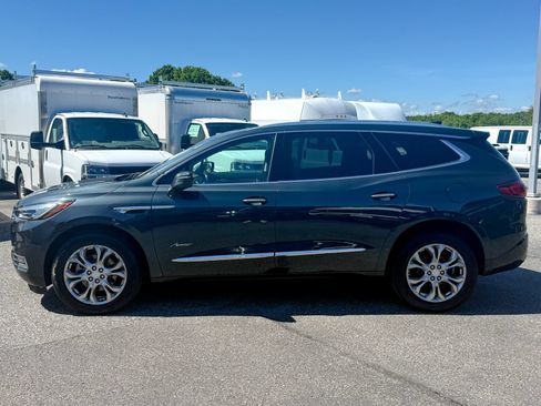 Certified 2018 Buick Enclave Avenir AWD/4WD image 4
