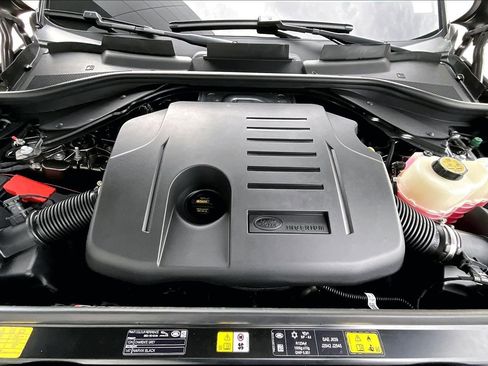 New 2026 Land Rover Range Rover Sport Dynamic SE AWD/4WD image 11