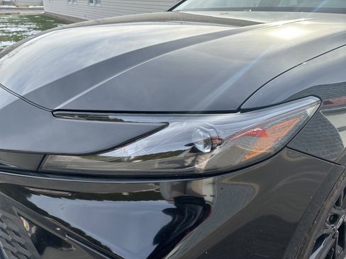 Used 2025 Toyota Camry SE image 10