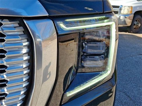 Certified 2024 GMC Yukon Denali w/ Denali Reserve Package image 9